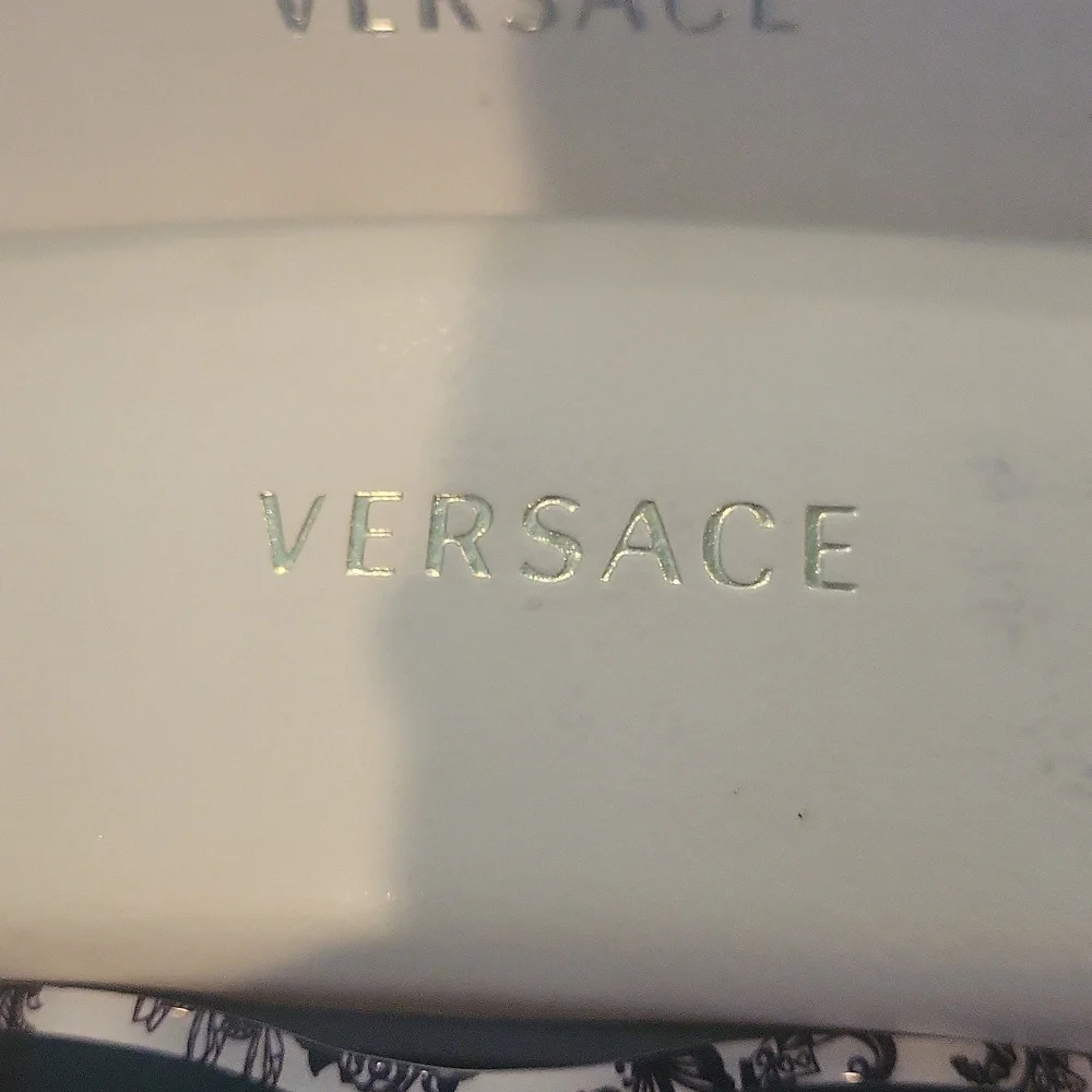 Versace New  Limited Edition Black and White Sunglasses with Classic Frame Xo